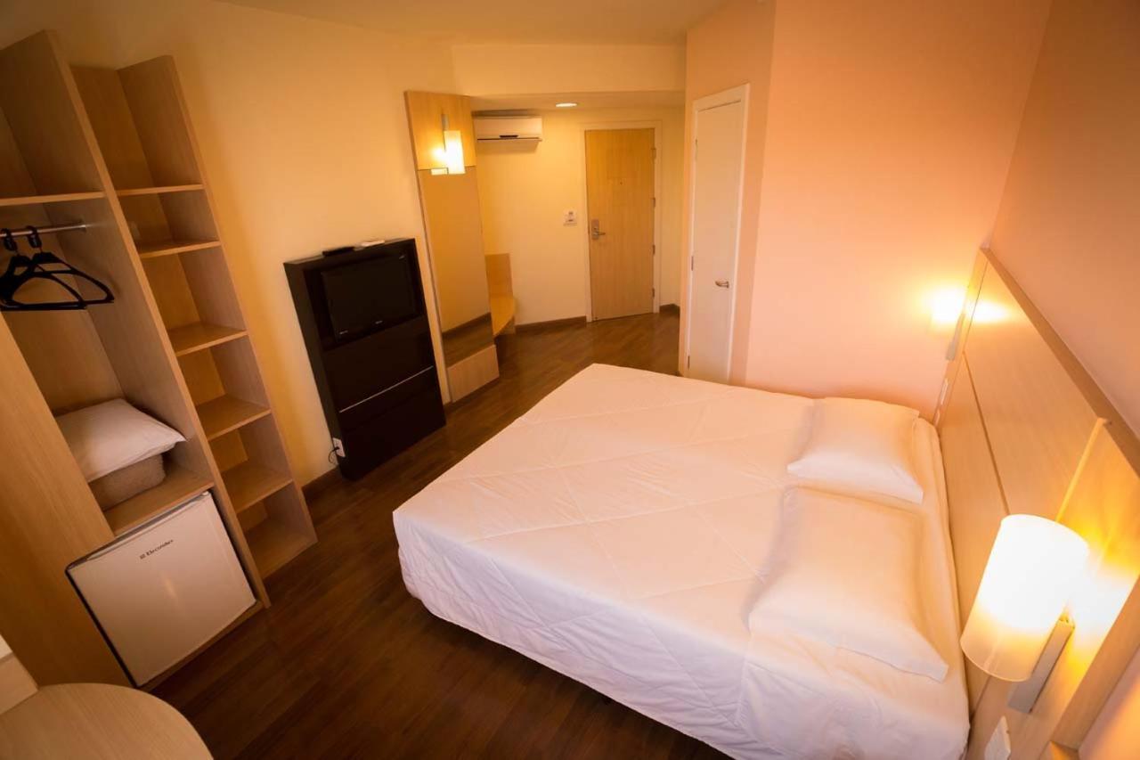 Zago Hotel Лажис Екстериор снимка